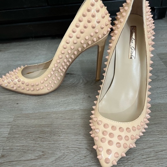Kandee Teaser NWOB Nude Spiked Heels - Picture 6 of 13